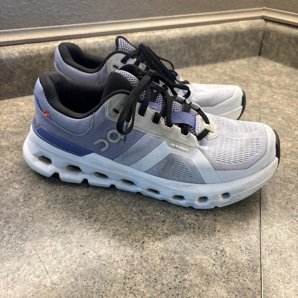 ON Cloudrunner 2 Nimbus Blue Women's Sz 8.5 Purple Very Good W/ Dirt Stains - Picture 3 of 12